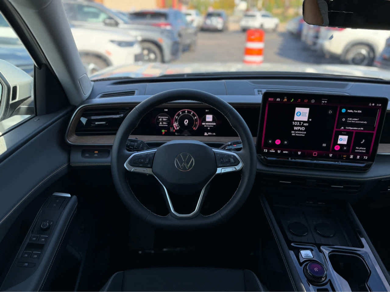 2027 Volkswagen Atlas 2.0T SE w/ Technology
