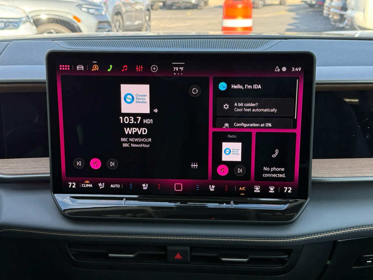 2027 Volkswagen Atlas 2.0T SE w/ Technology