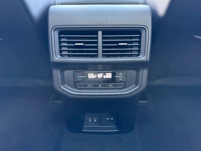 2027 Volkswagen Atlas 2.0T SE w/ Technology