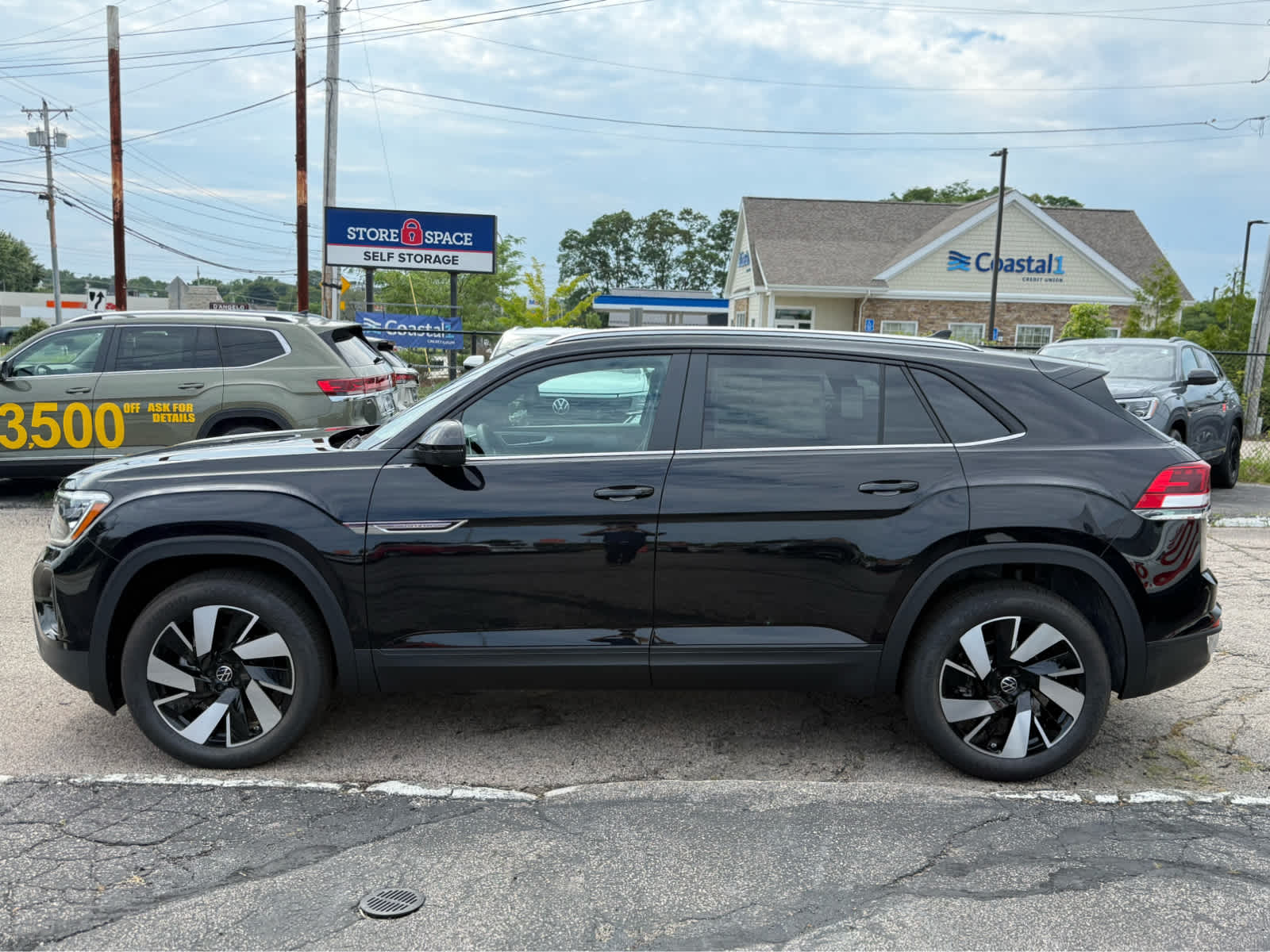2026 Volkswagen Atlas Cross Sport 2.0T SE W/TECHNOLOGY