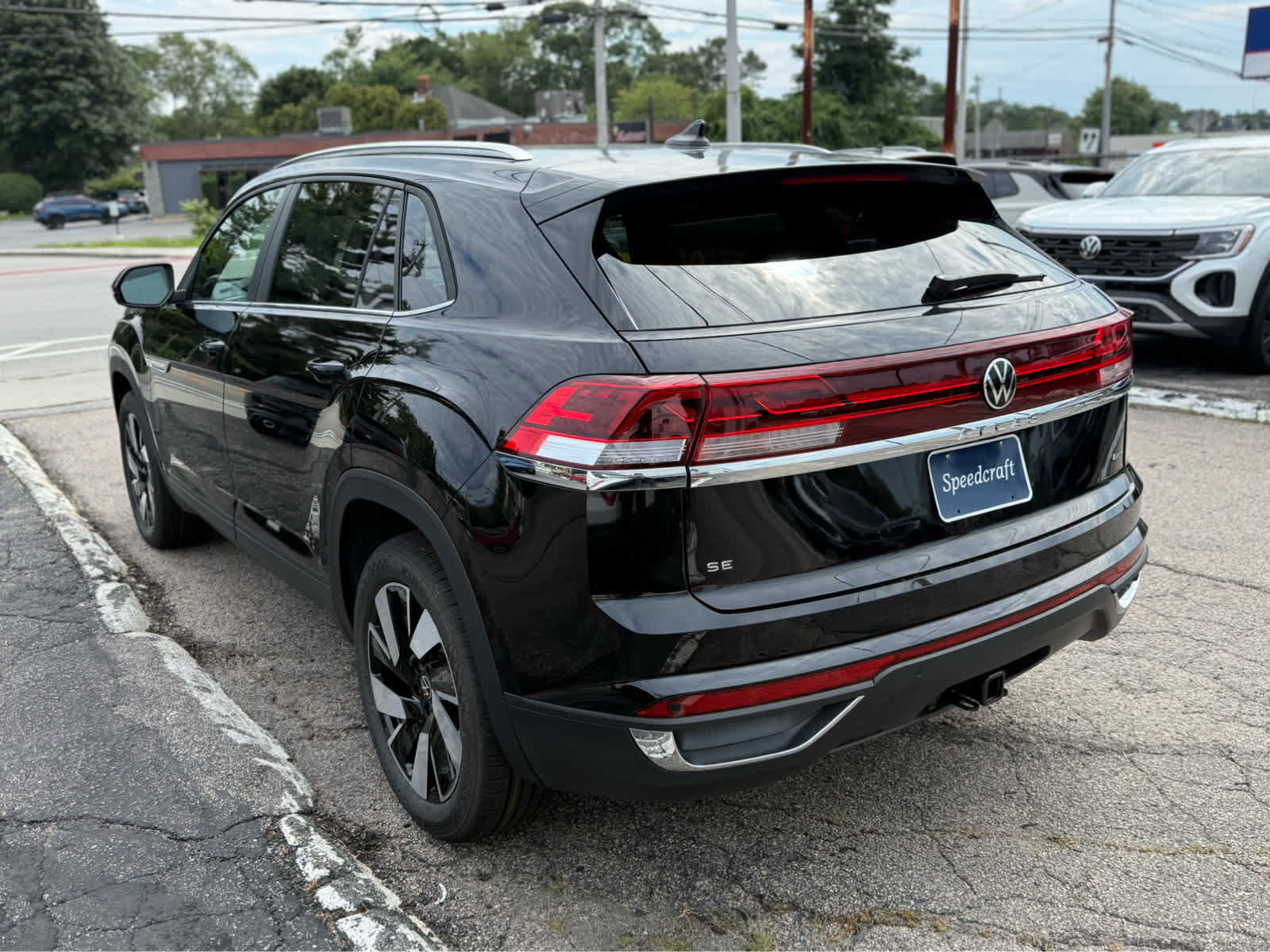 2026 Volkswagen Atlas Cross Sport 2.0T SE W/TECHNOLOGY
