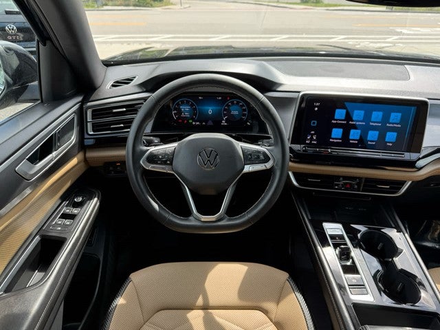2024 Volkswagen Atlas Cross Sport 2.0T SE w/Technology