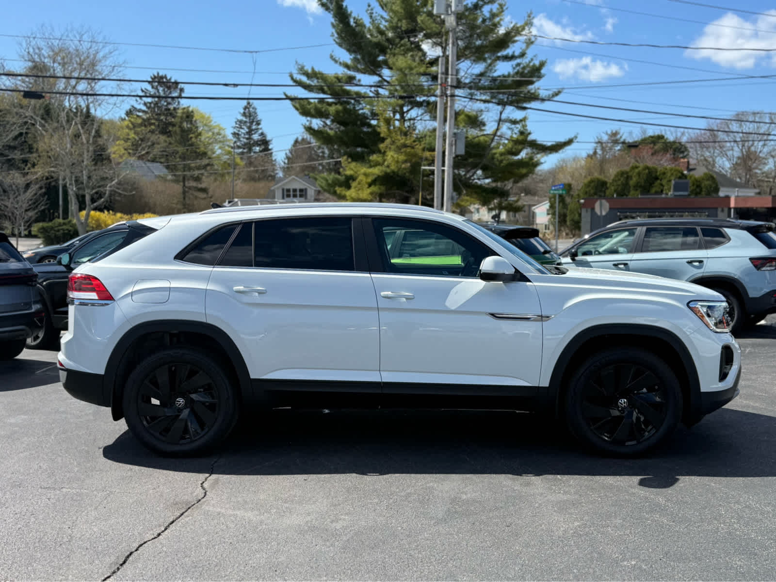 2026 Volkswagen Atlas Cross Sport 2.0T SE