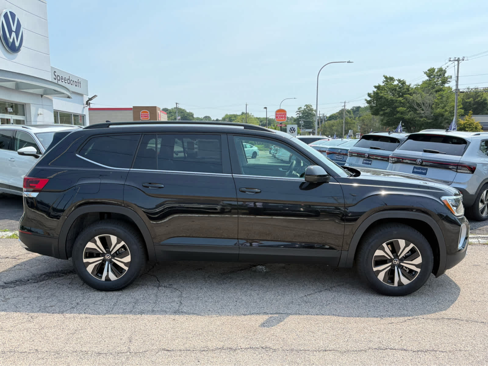 2026 Volkswagen Atlas 2.0T SE
