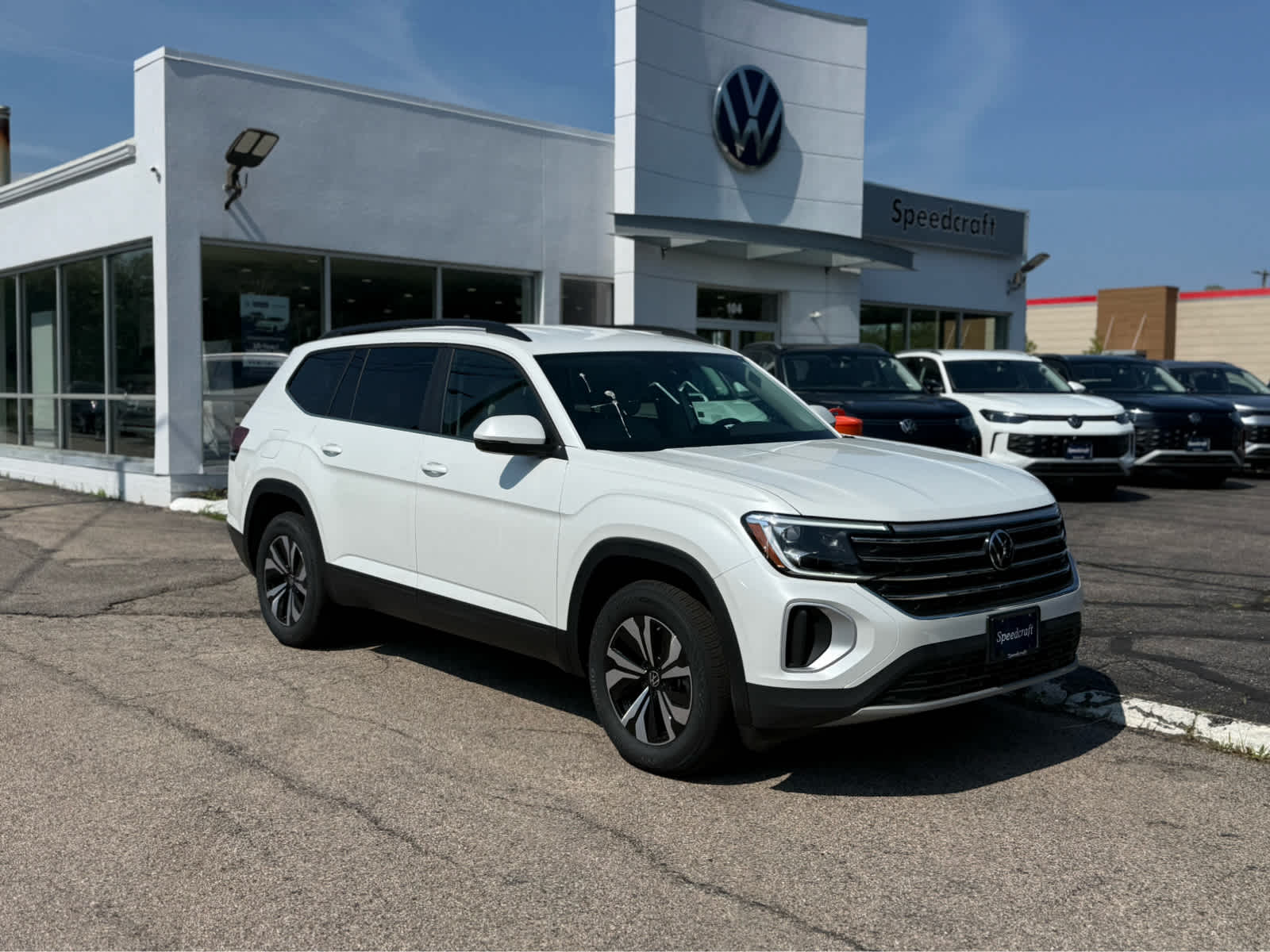 2026 Volkswagen Atlas 2.0T SE