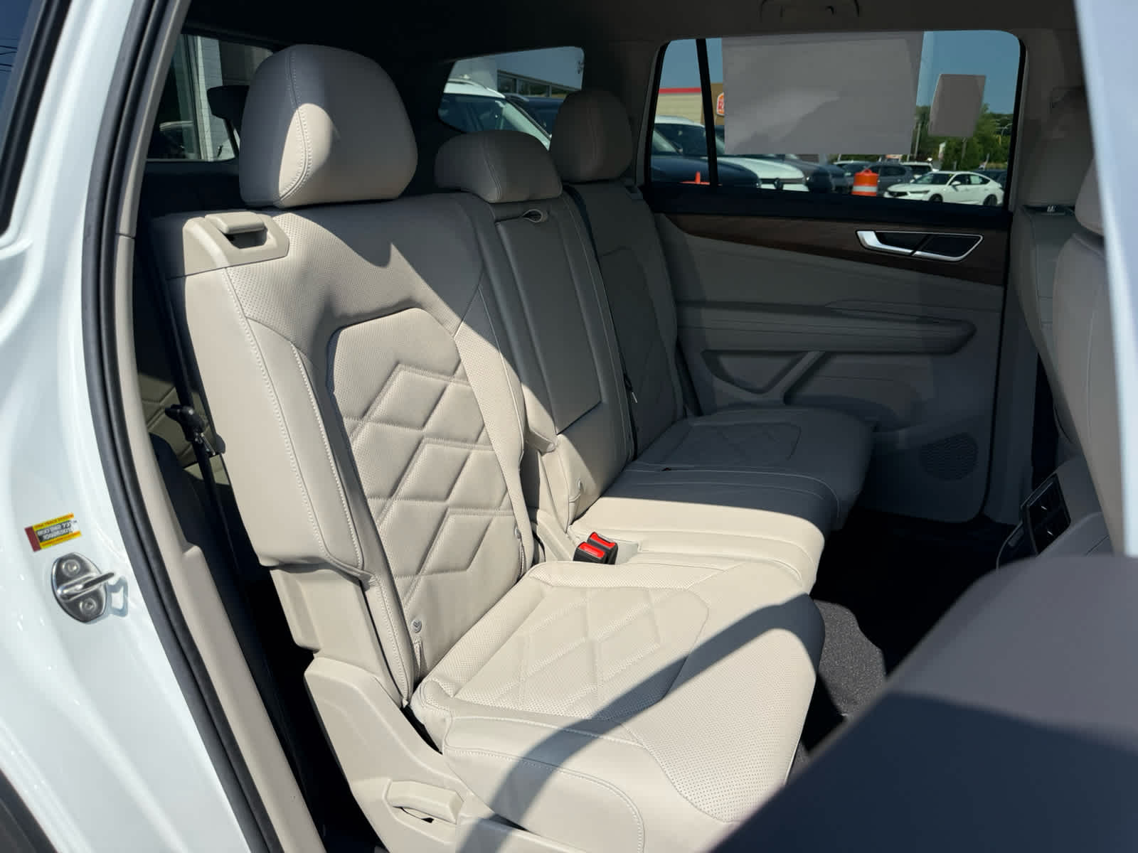 2026 Volkswagen Atlas 2.0T SE