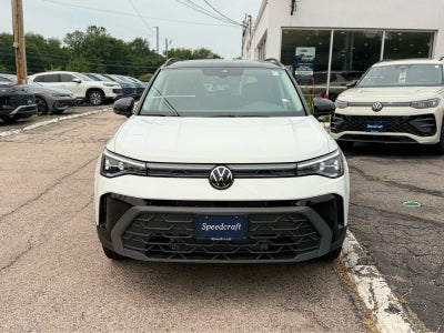 2026 Volkswagen Taos SE Black