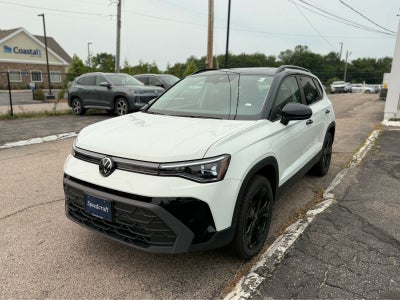 2026 Volkswagen Taos SE Black