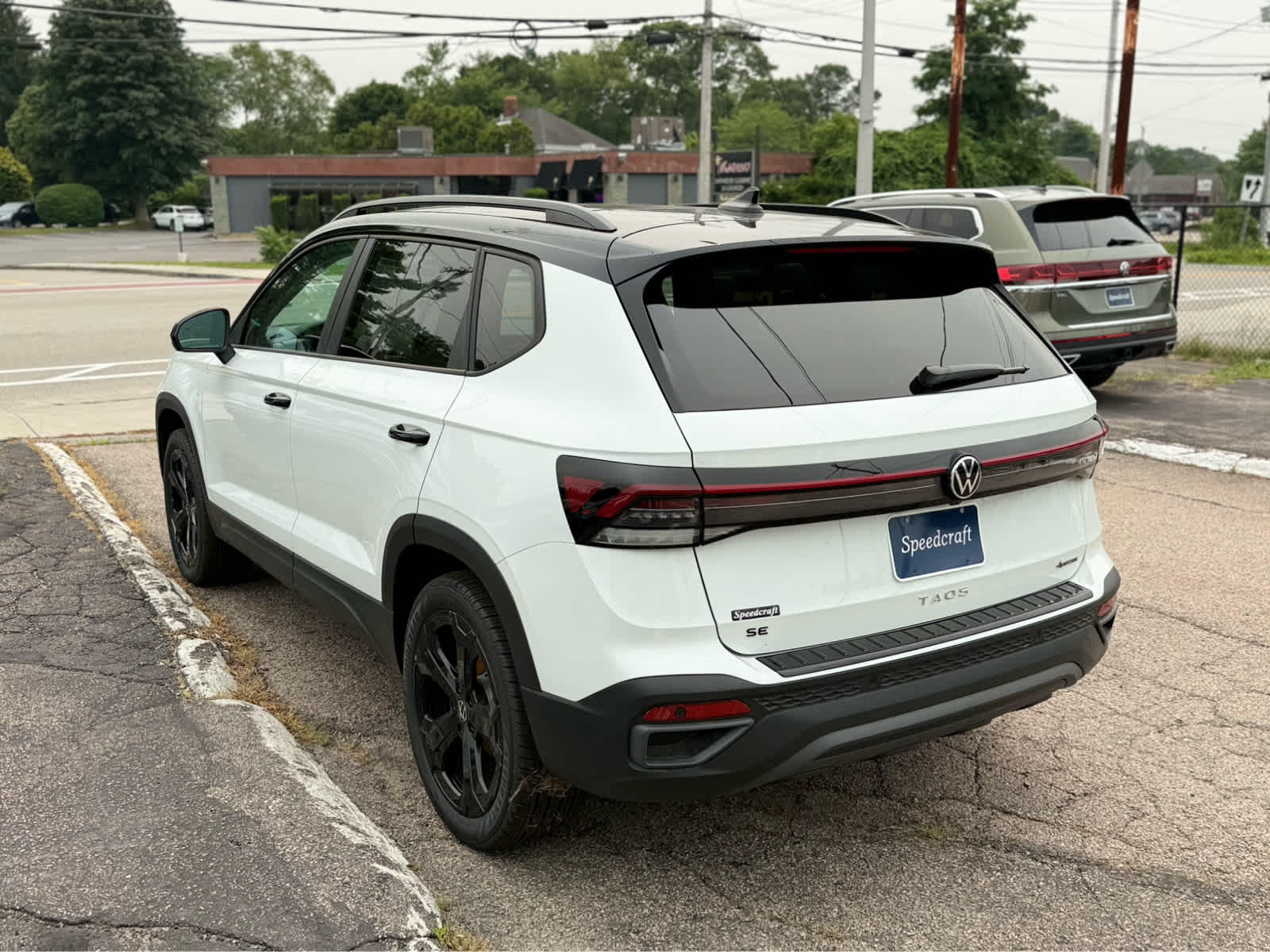 2026 Volkswagen Taos SE Black