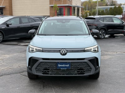 2026 Volkswagen Taos SE Black