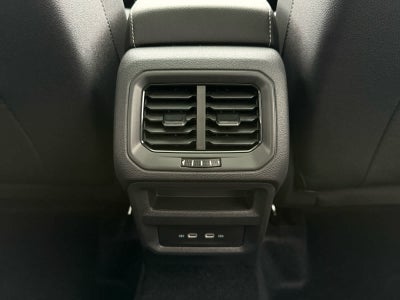 2026 Volkswagen Taos SE Black