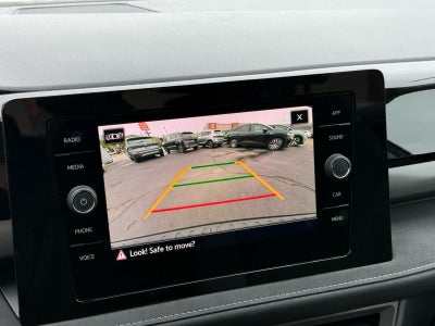 2026 Volkswagen Taos SE Black