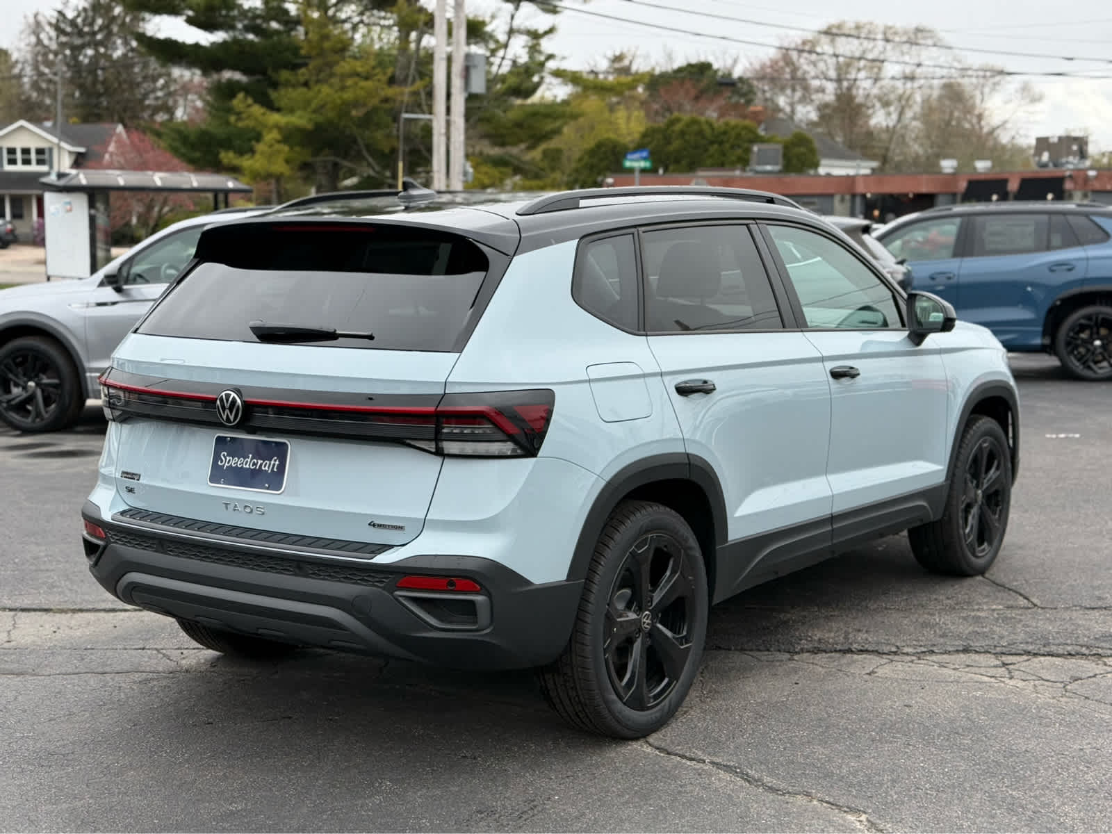 2026 Volkswagen Taos SE Black