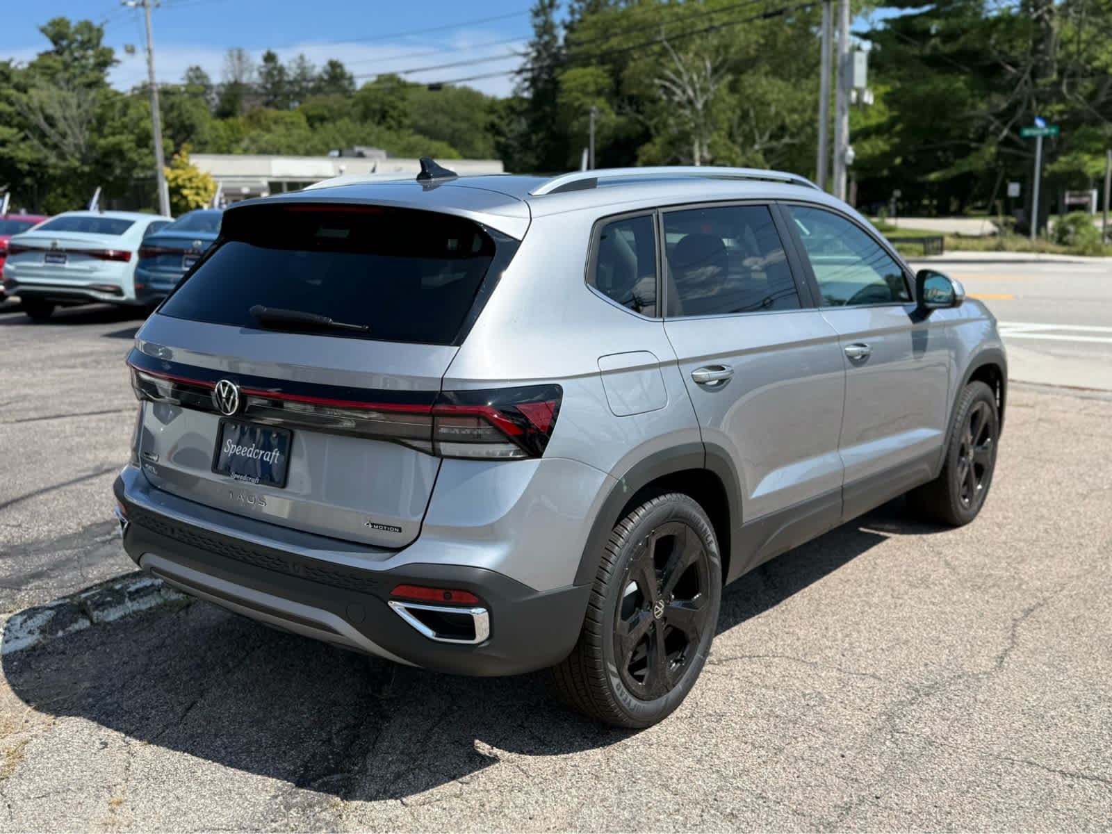 2026 Volkswagen Taos SEL