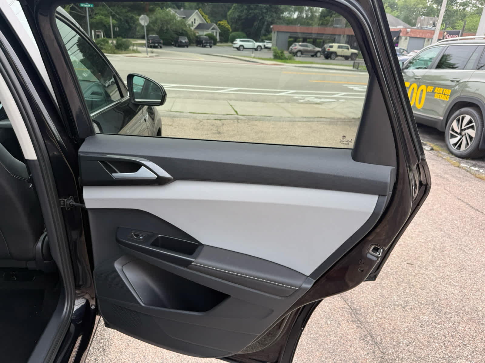 2024 Volkswagen Taos SEL