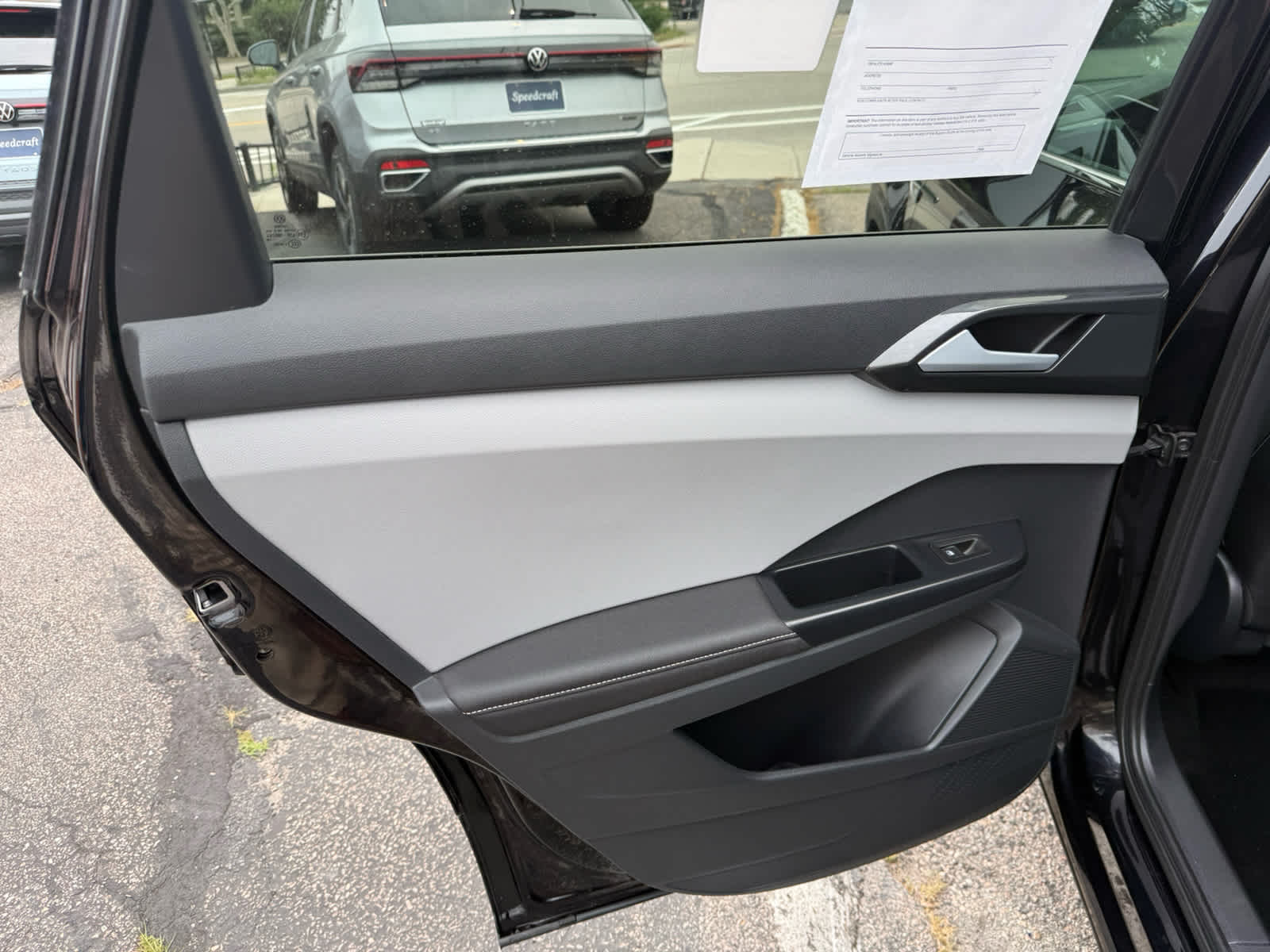 2024 Volkswagen Taos SEL