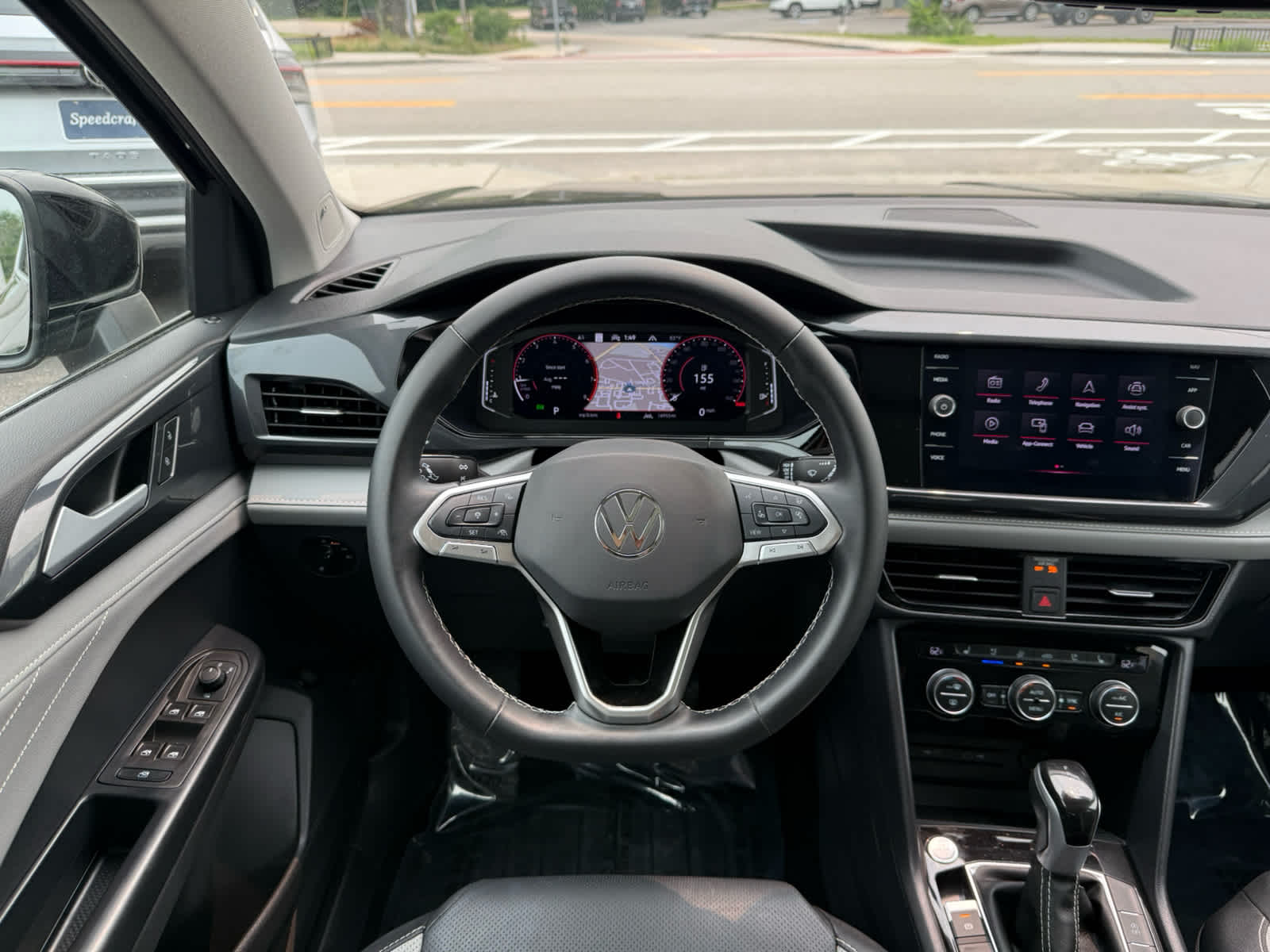 2024 Volkswagen Taos SEL