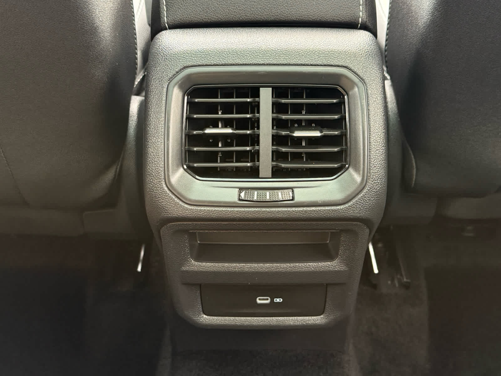 2024 Volkswagen Taos SEL
