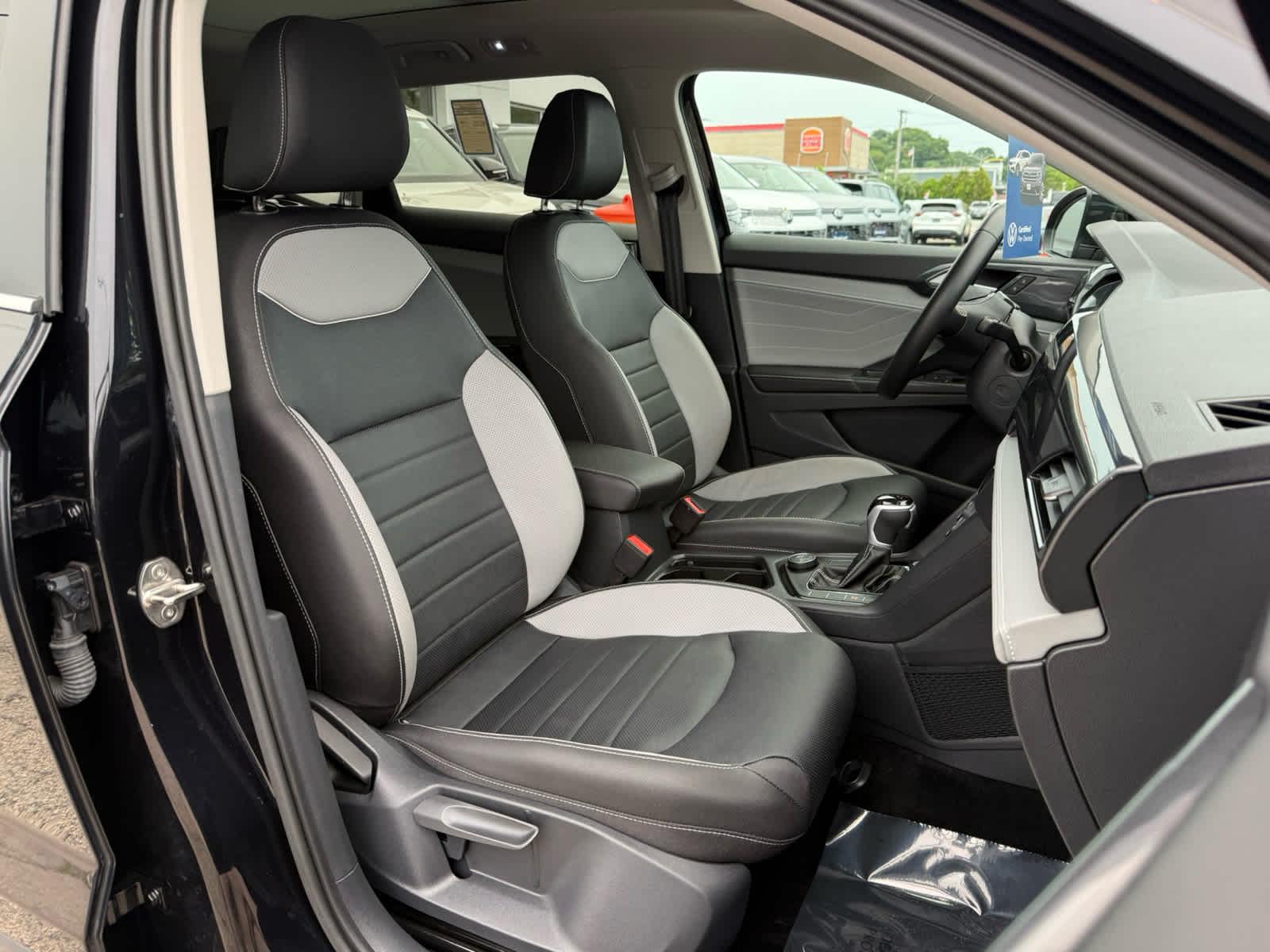2024 Volkswagen Taos SEL