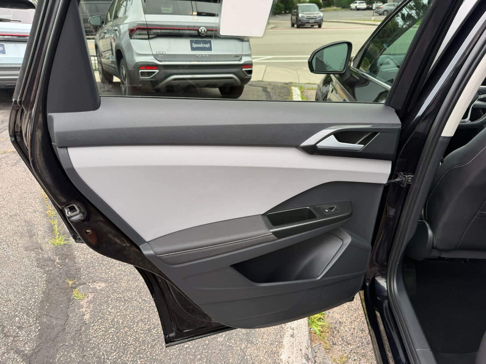 2024 Volkswagen Taos SEL