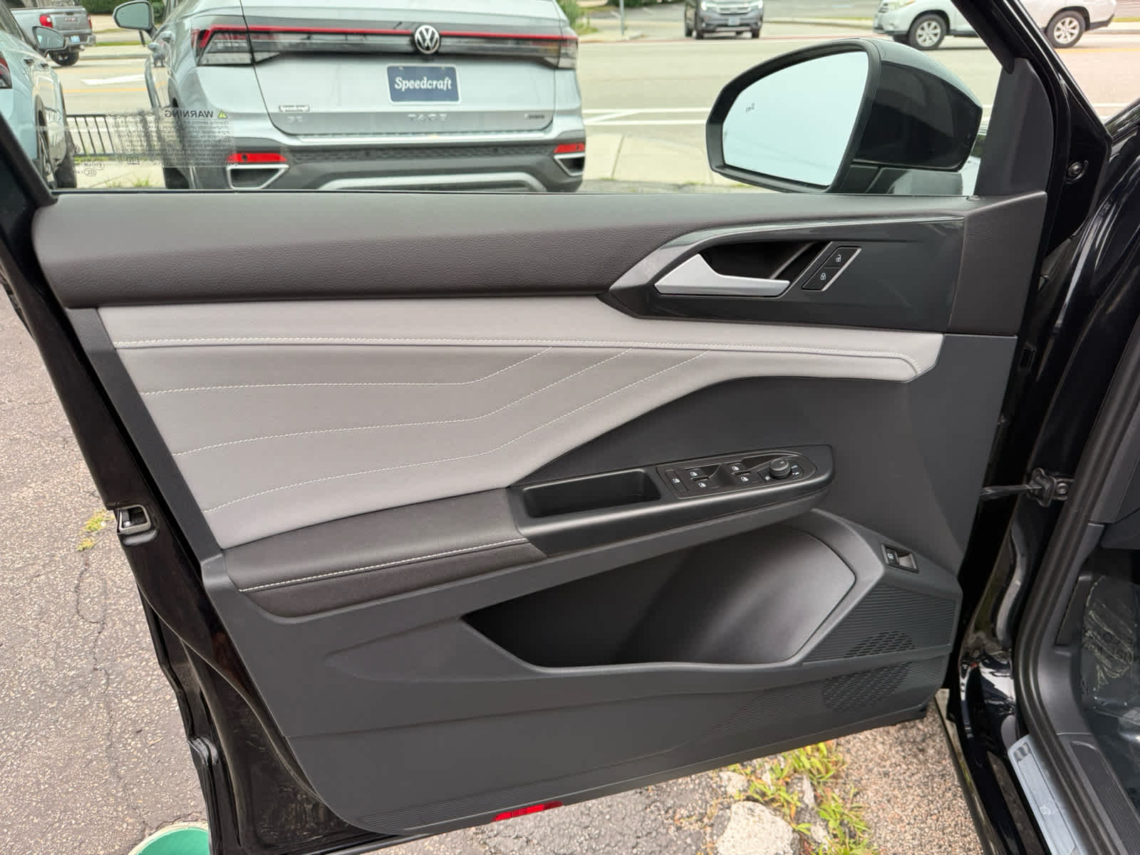 2024 Volkswagen Taos SEL