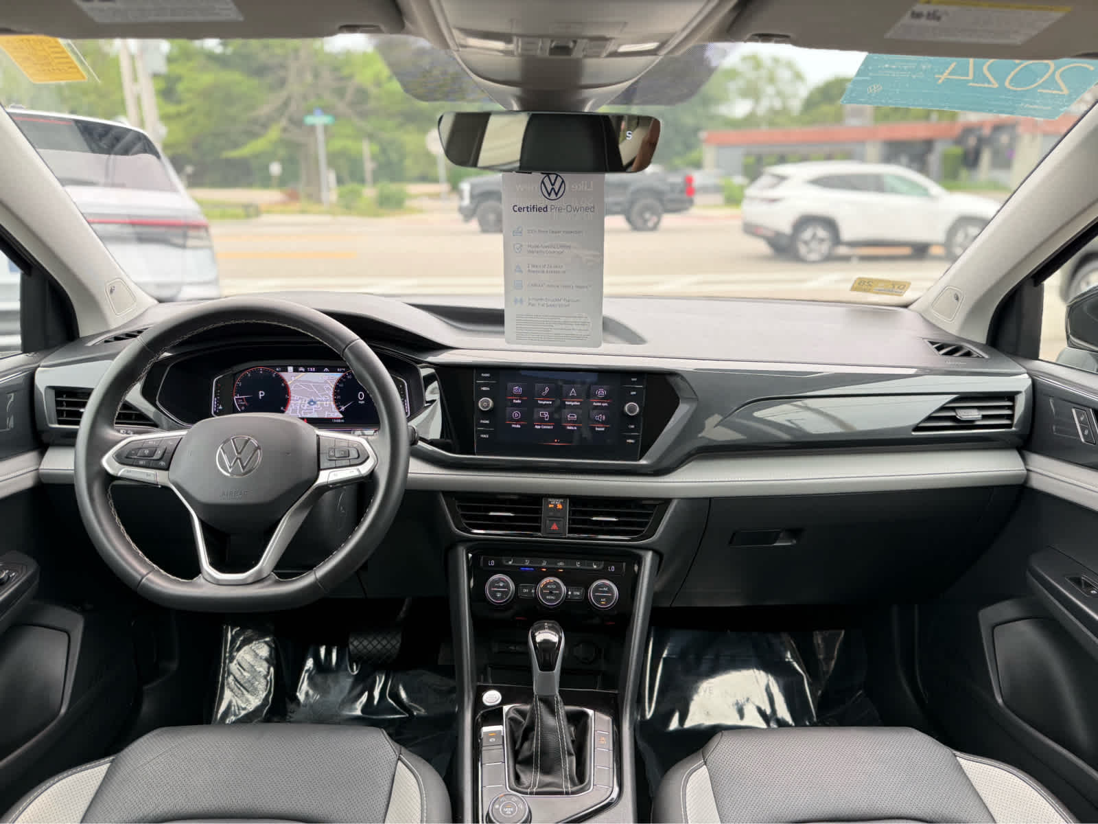 2024 Volkswagen Taos SEL