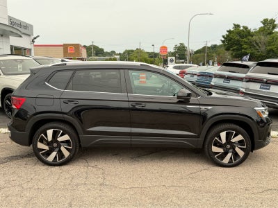 2024 Volkswagen Taos SEL