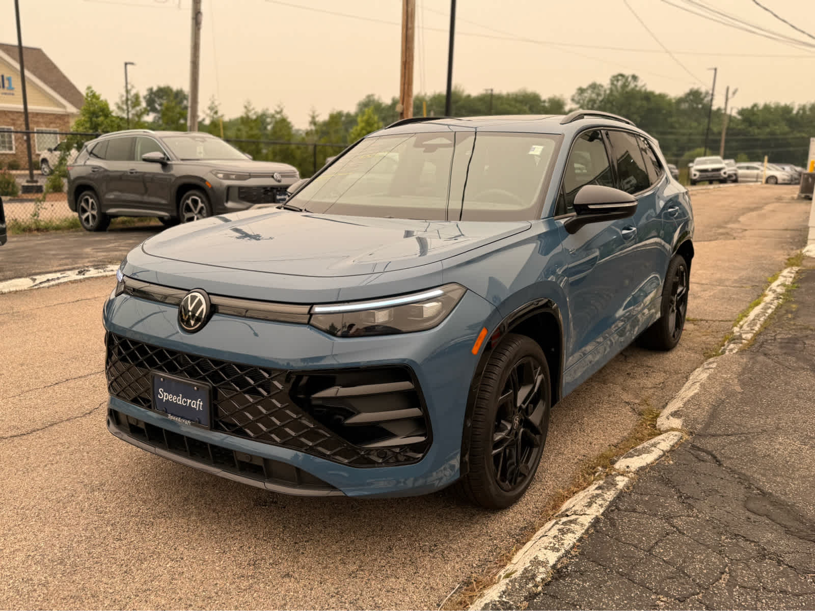 2026 Volkswagen Tiguan SE R-Line Black