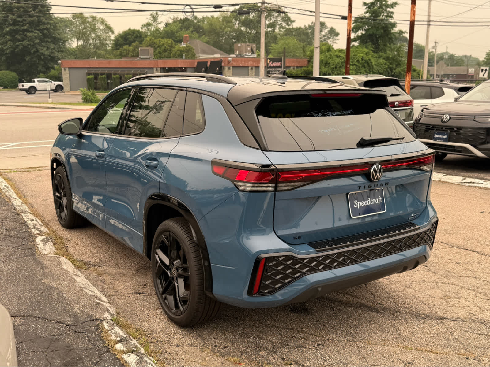 2026 Volkswagen Tiguan SE R-Line Black