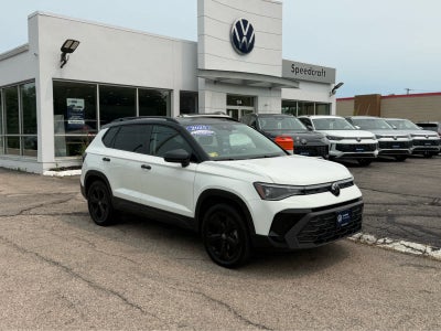 2025 Volkswagen Taos SE