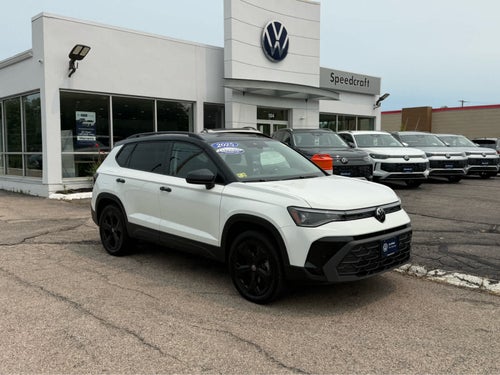 2025 Volkswagen Taos SE