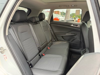 2025 Volkswagen Taos SE