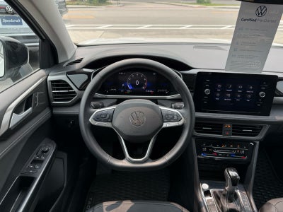 2025 Volkswagen Taos SE