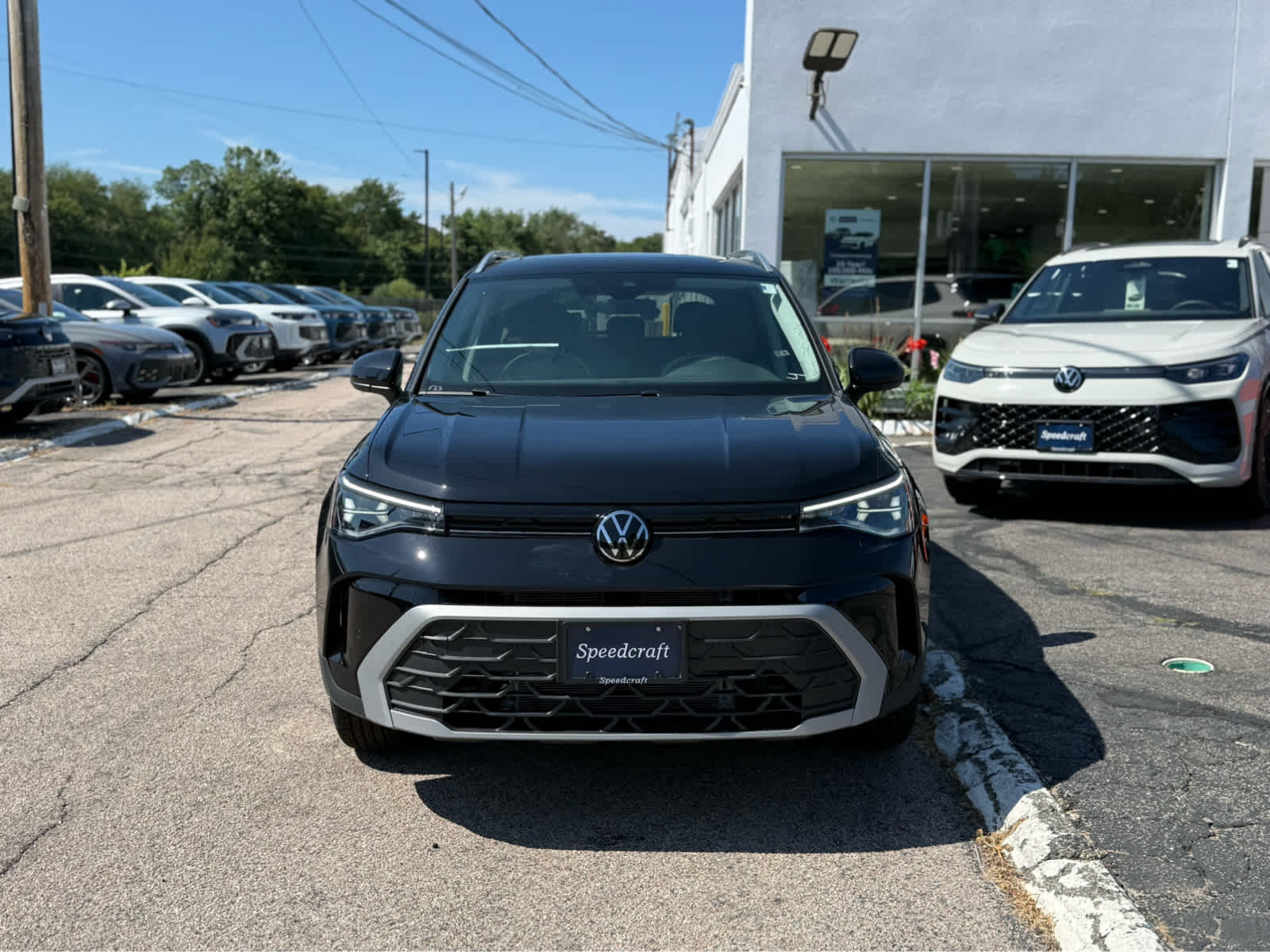 2026 Volkswagen Taos SE