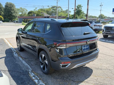 2026 Volkswagen Taos SE
