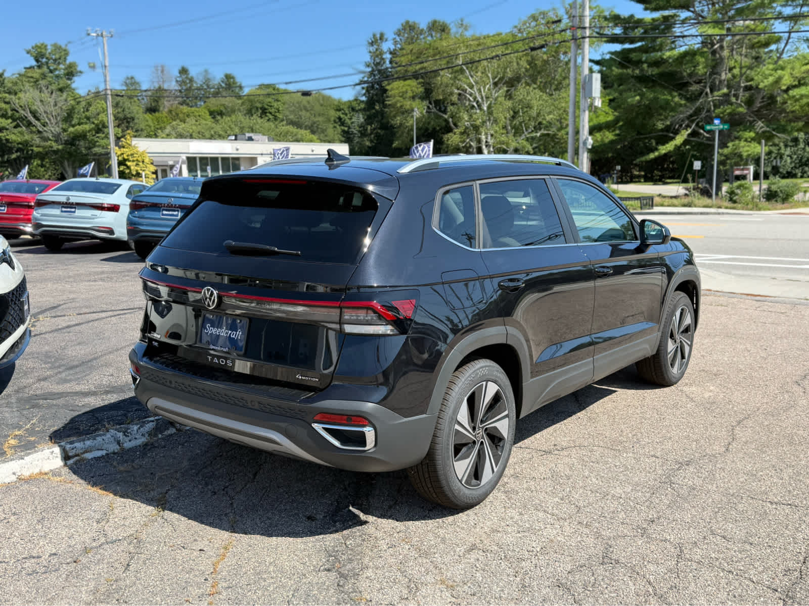 2026 Volkswagen Taos SE