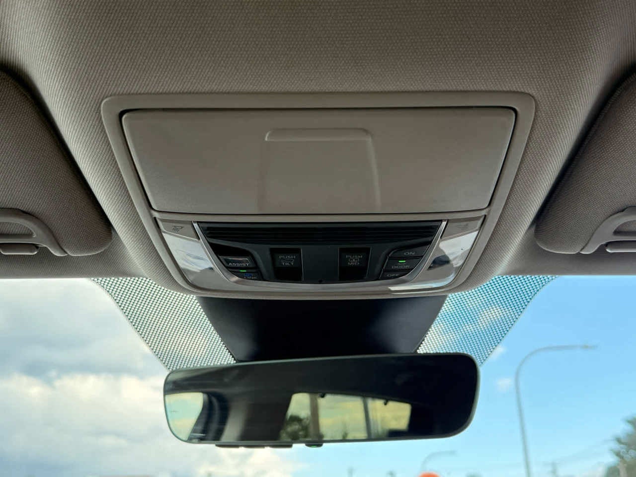 2024 Acura MDX w/Technology Package