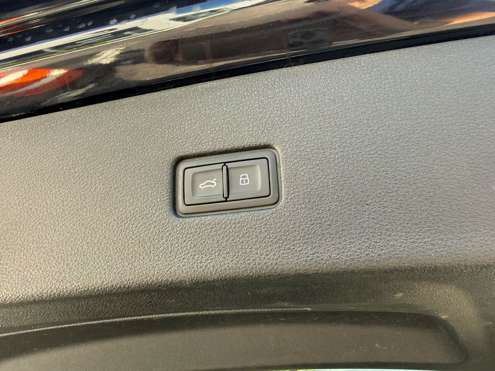 2020 Audi Q8 Premium Plus