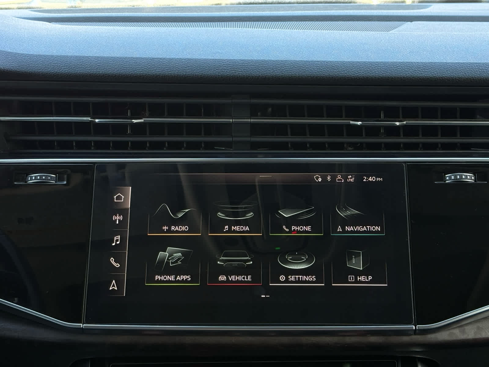 2020 Audi Q8 Premium Plus